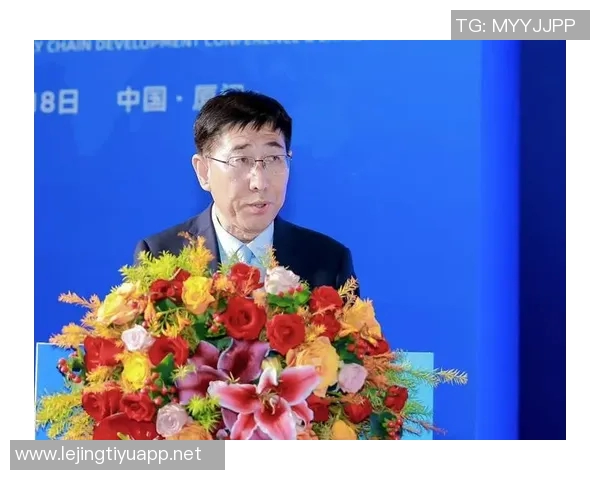 英超战术变革引领杭州足球队包夹防守新潮流探讨 英超战术变革引领杭州足球队包夹防守新潮流探讨