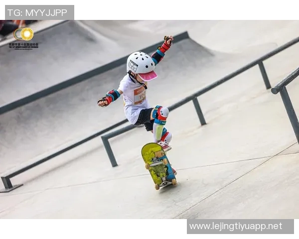 成都滑板队展现力量体育魅力助力运动滑板文化蓬勃发展