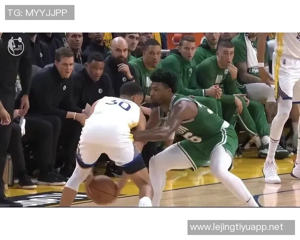 西安篮球队包夹战术解析与应用探讨提升球队防守效率的关键策略实时数据