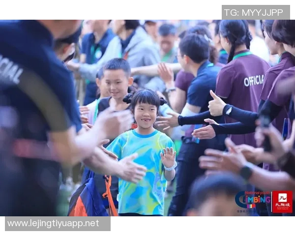 今年运动数据重庆攀岩队的转型之路从传统训练到现代竞技的深度探索 今年运动数据重庆攀岩队的转型之路从传统训练到现代竞技的深度探索