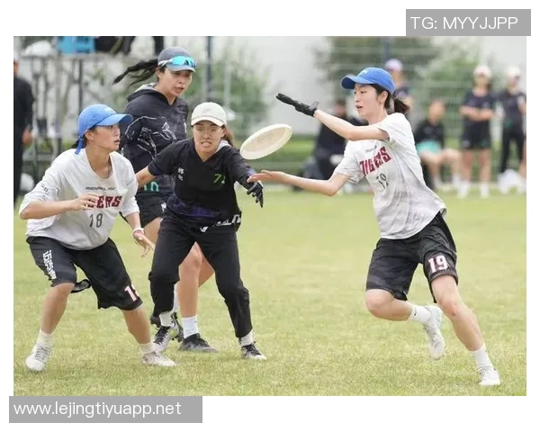 实时新闻南京飞盘队技术探讨提升竞技水平与团队协作的关键要素分析 实时新闻南京飞盘队技术探讨提升竞技水平与团队协作的关键要素分析